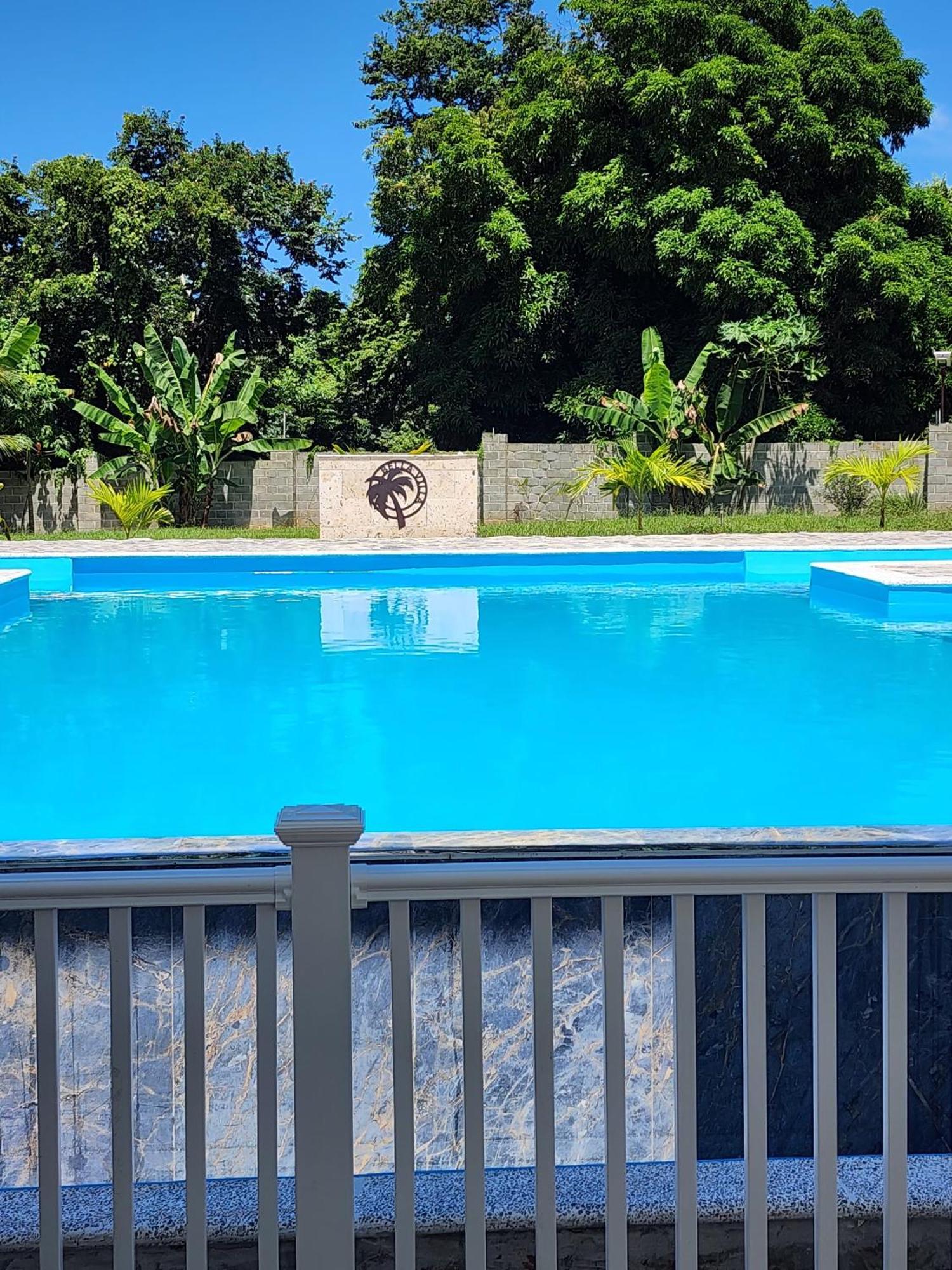 Bella Villa Room With Large Pool And Close To Beach 拉斯加勒拉斯 外观 照片