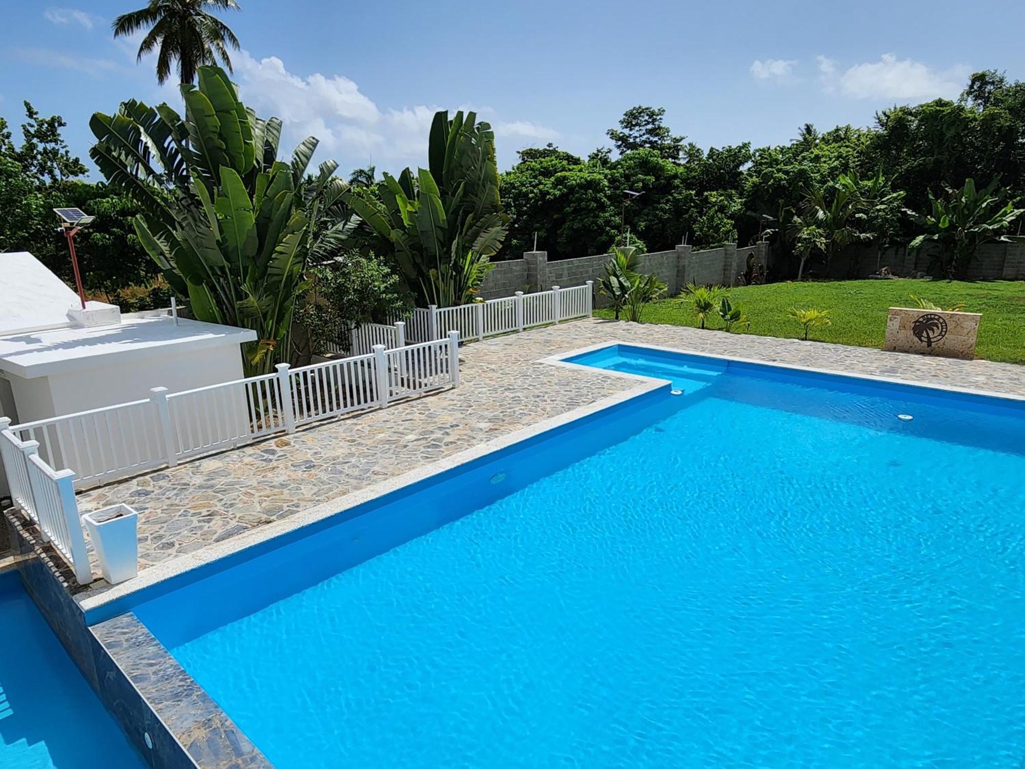 Bella Villa Room With Large Pool And Close To Beach 拉斯加勒拉斯 外观 照片