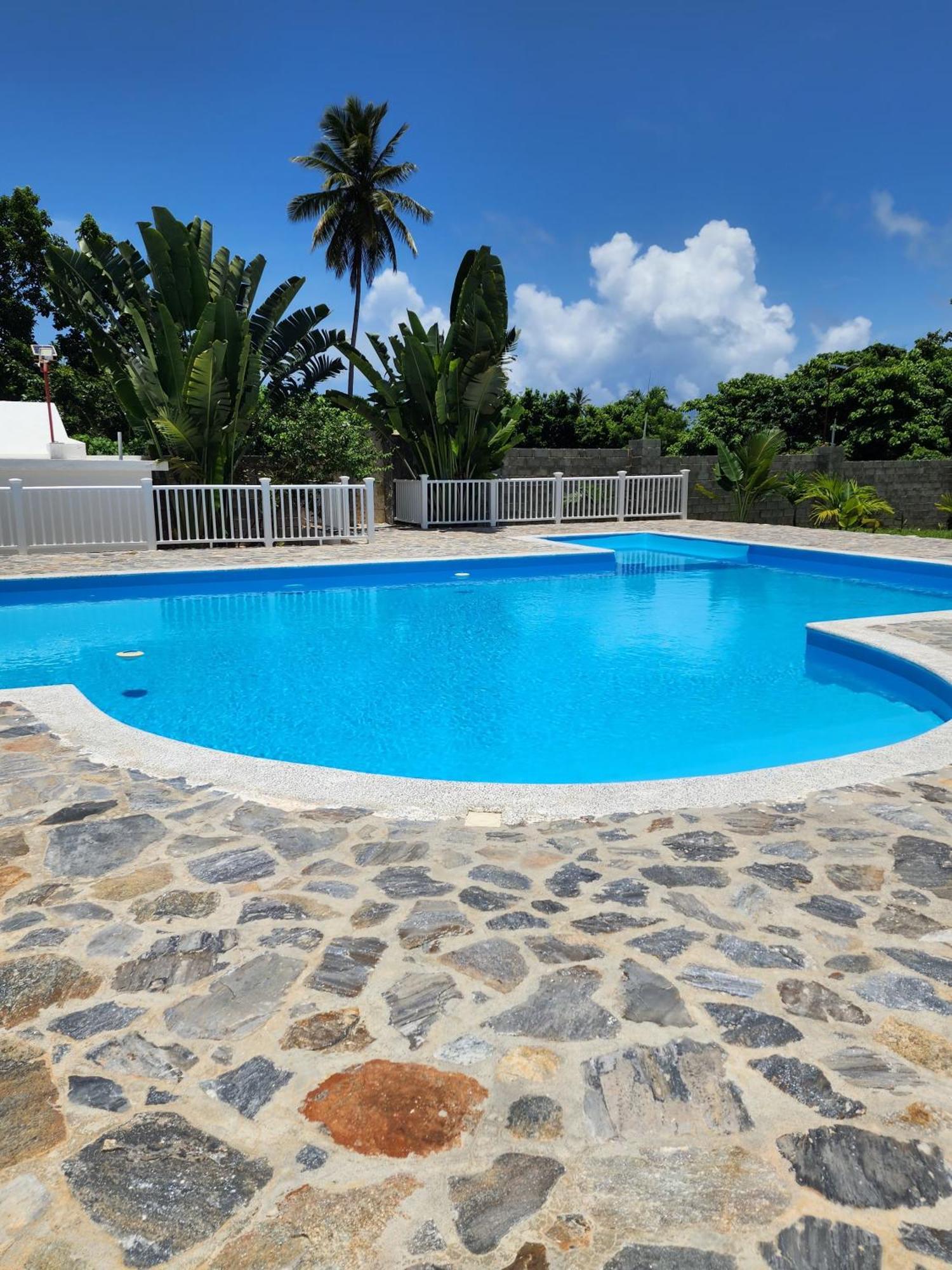 Bella Villa Room With Large Pool And Close To Beach 拉斯加勒拉斯 外观 照片